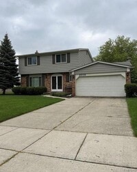 Building Photo - 2508 Coral Dr