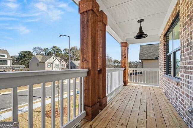 Building Photo - 377 Waterbluff Dr SW