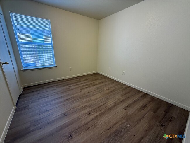 Building Photo - 4106 Wine Cup Rd