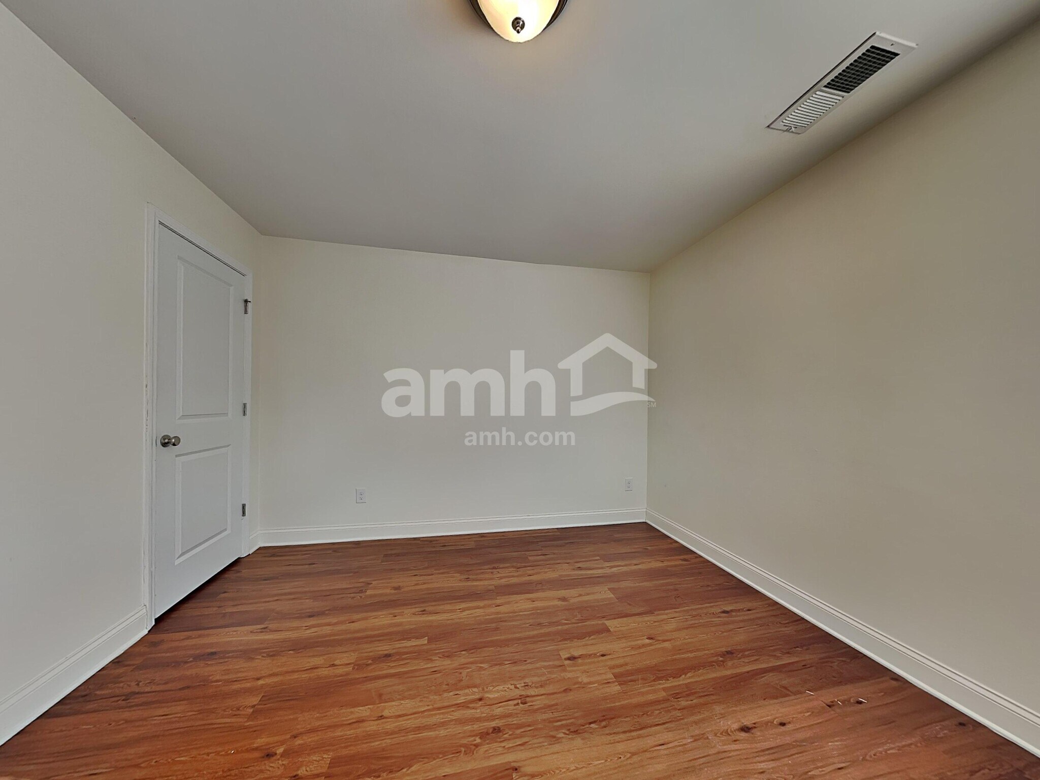 Building Photo - 6835 Thistle Down Dr