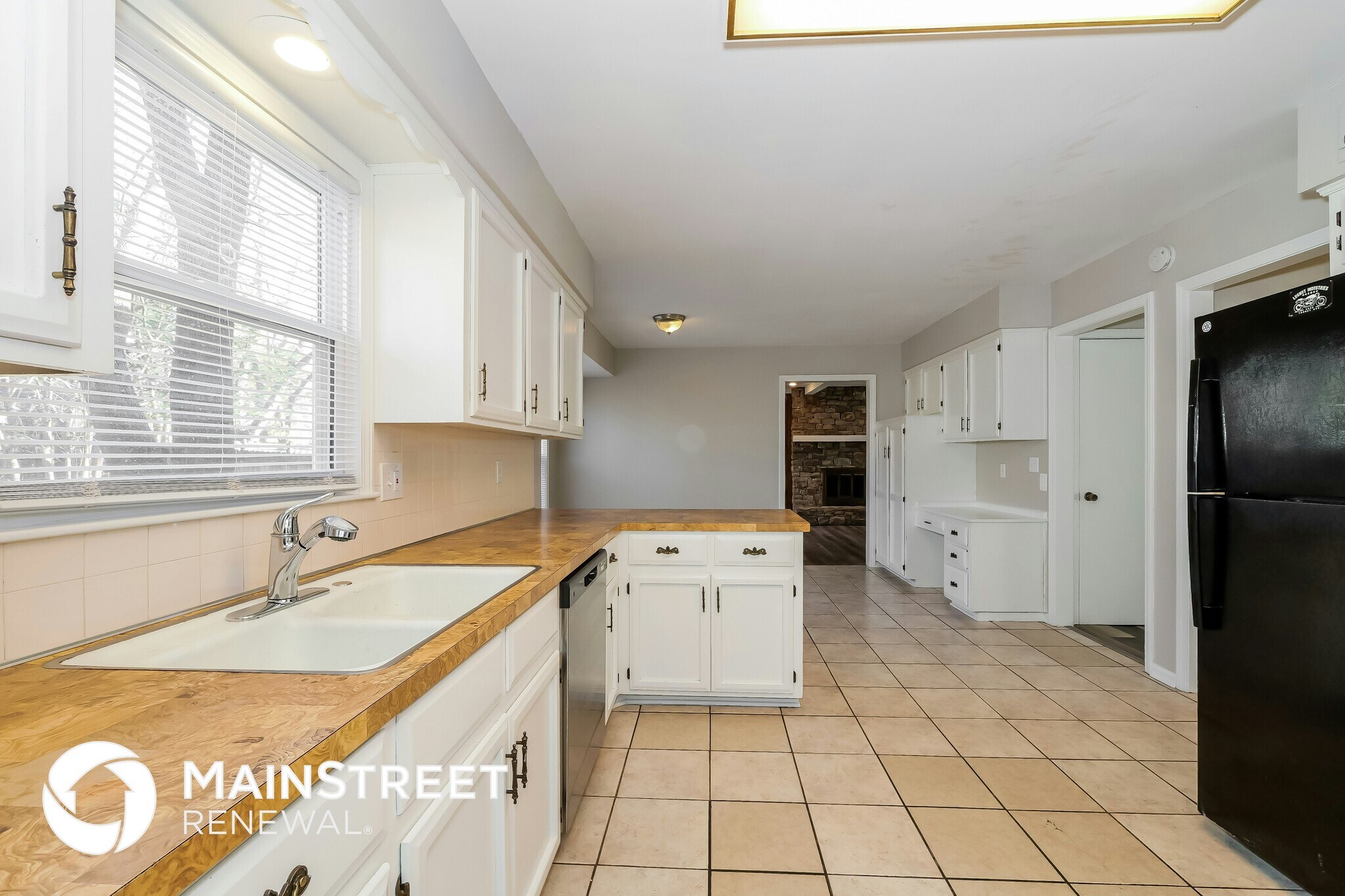 Building Photo - 10940 Reeder St