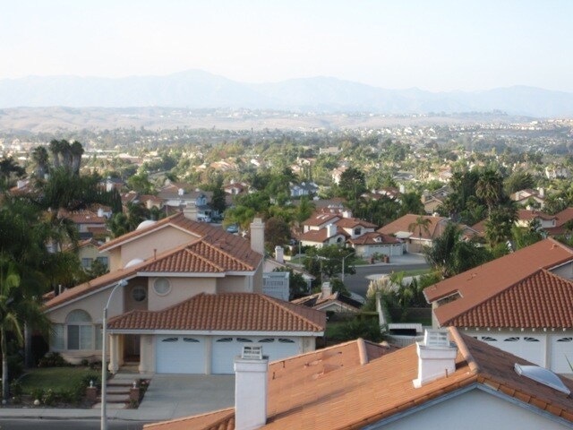 Building Photo - 4972 Overlook Dr