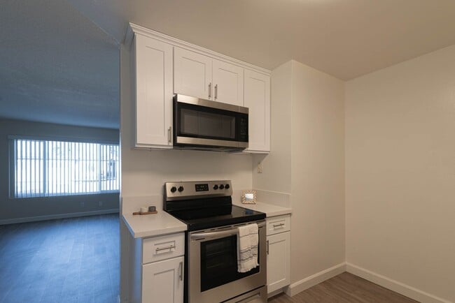 Interior Photo - MAGNOLIA WEST APARTMENTS- RIVERSIDE, CA