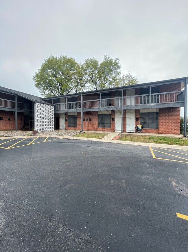 Building Photo - 6043 Barton Ave