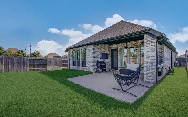 Building Photo - 20810 Clydesdale Post Rd