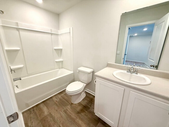 Building Photo - 1568 Bellamy Pl Dr