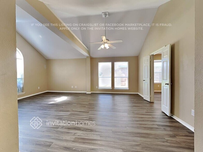 Building Photo - 1312 Regatta Pl