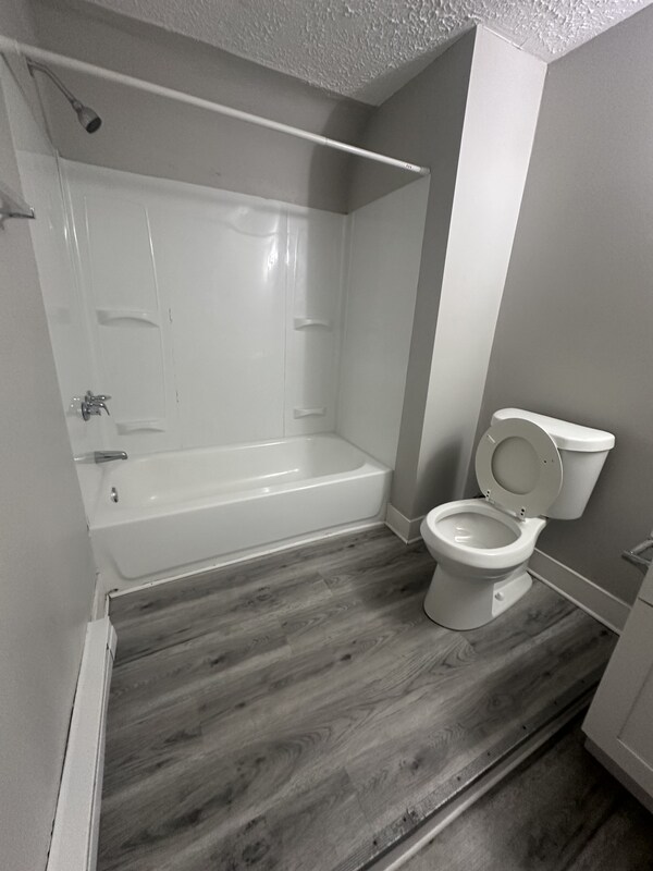 Building Photo - 2071 W 103rd St