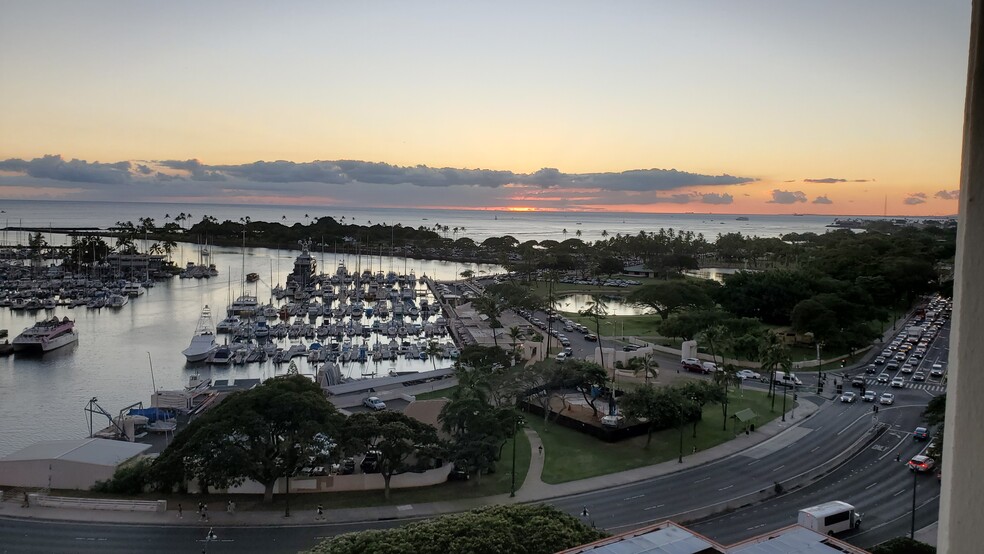 Building Photo - 1650 Ala Moana Blvd