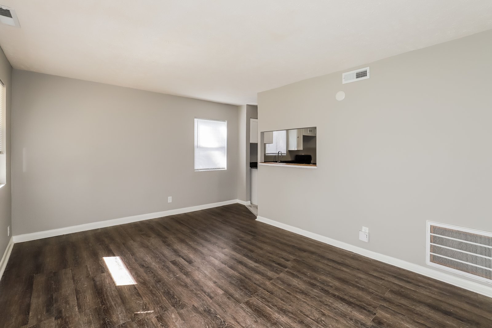 Building Photo - 2250 N 39th St