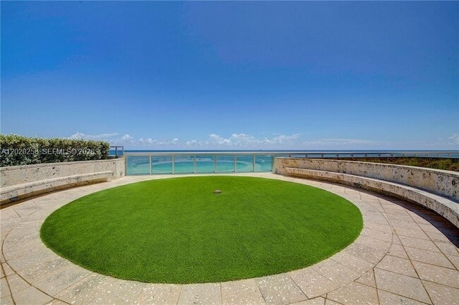 Building Photo - 6899 Collins Ave