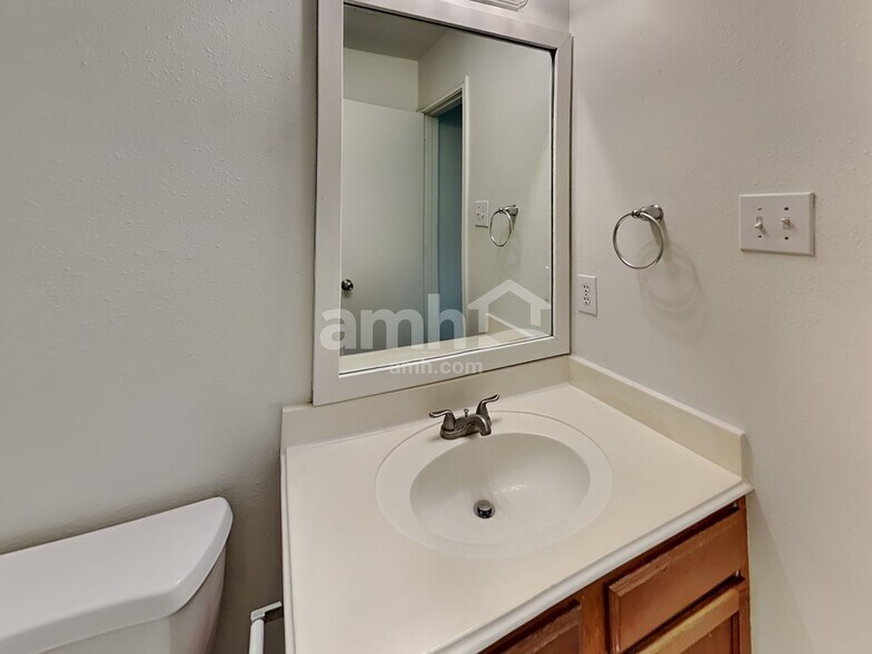 Building Photo - 21326 Carleen Creek Trl