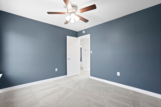 Building Photo - 4001 Mossy Bank Ln