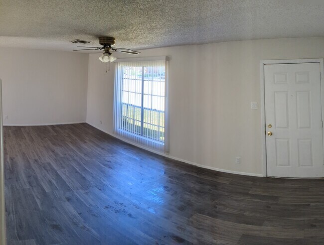 Building Photo - 3313 Turnabout Loop