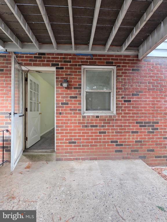 Building Photo - 1022 Fox Chase Rd