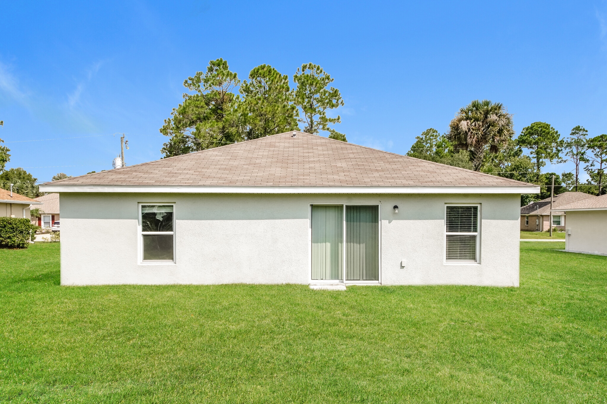 Building Photo - 28 Pitt Ln