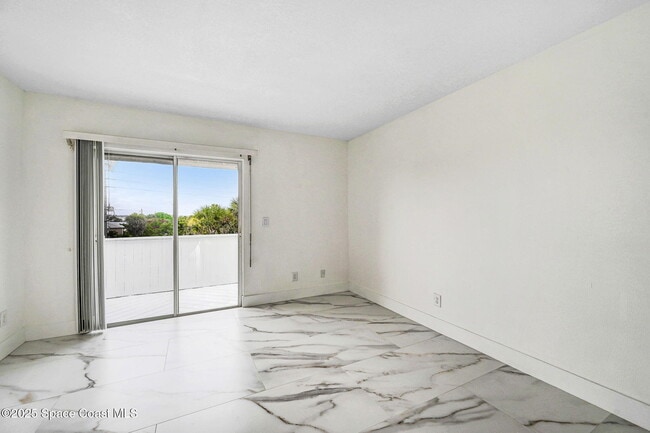 Building Photo - 2711 S Hwy A1A