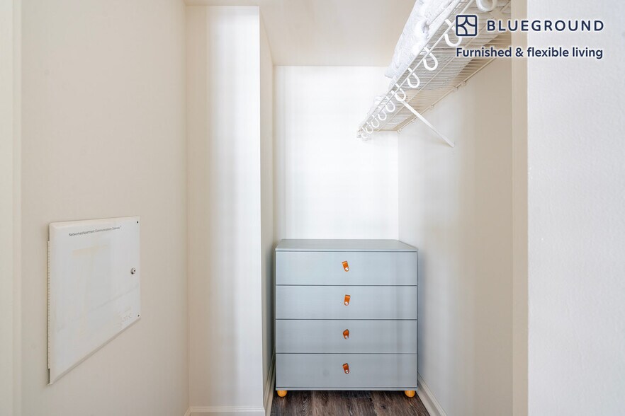 Building Photo - 1301 M St NW