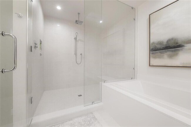 Building Photo - 2103 Bayshore Blvd