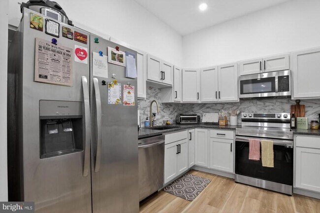 Building Photo - 1415 Locust St