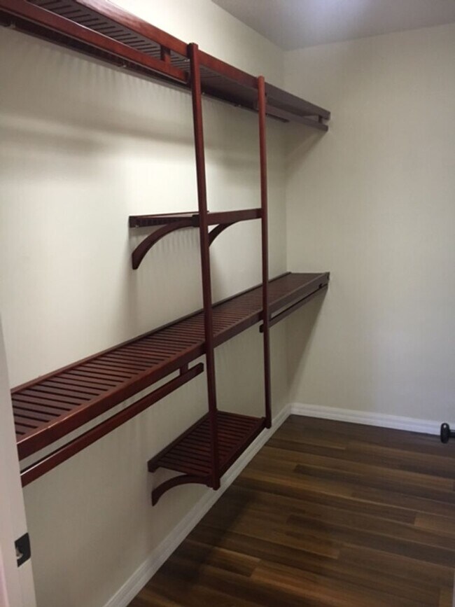 Building Photo - 3 Bedroom 2 Bath corner unit with wrap around balcony in Elevator Building in East Village of Cel...