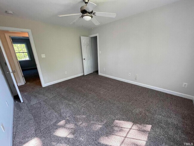 Building Photo - 112 Worthington Ct