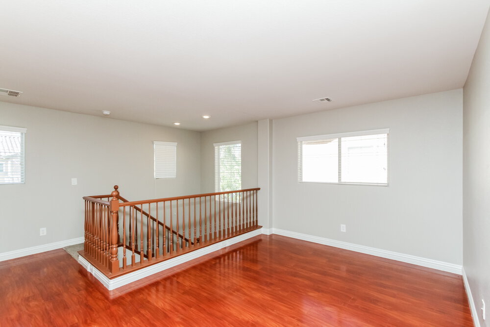 Building Photo - 84 Japonica Ave