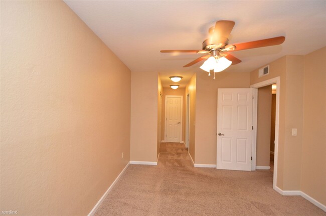 Building Photo - 2 br, 2 bath Condo - 101 S Players Club Dr...