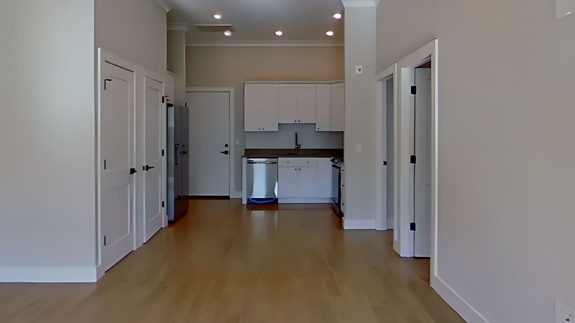 Building Photo - 18 Highgate St