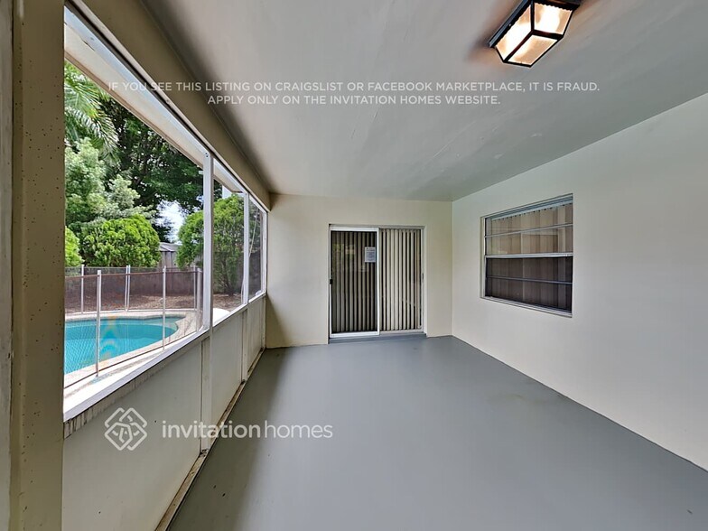 Building Photo - 6864 NW 28th Ave