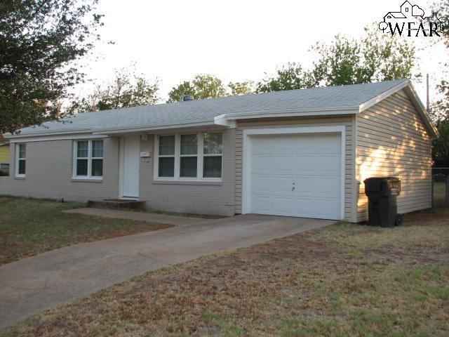 Primary Photo - 1215 Glidewell Ave