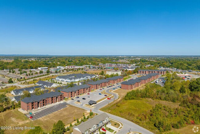 Building Photo - 8500 Westmont Dr