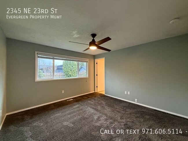 Building Photo - 2345 NE 23rd St