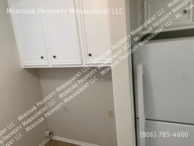 Building Photo - 2019 S Loop 289