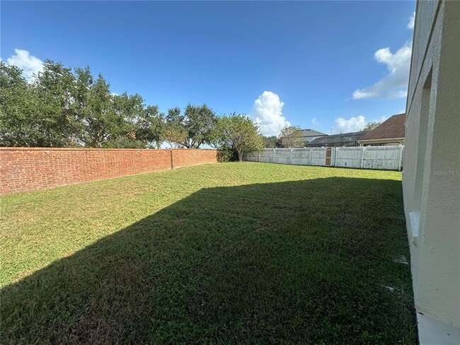 Building Photo - 2576 Brookstone Dr