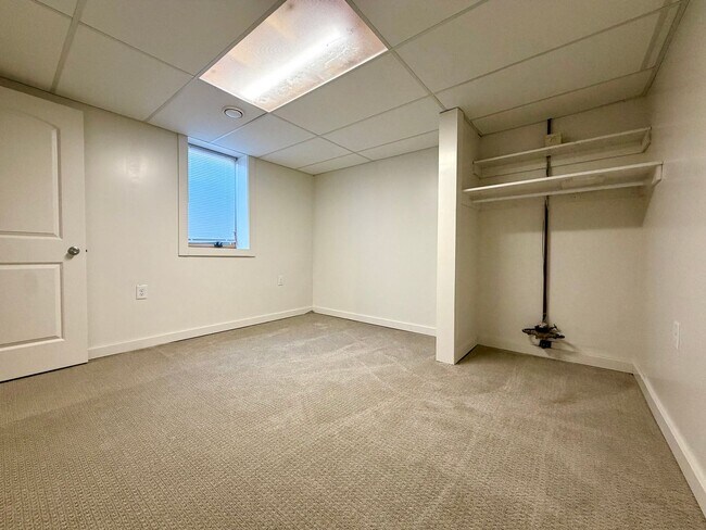 Building Photo - 487 84th St SW