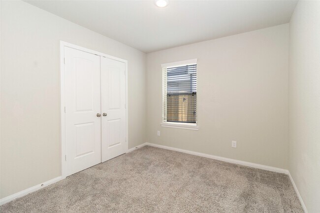 Building Photo - 5317 CJ Walker Ln
