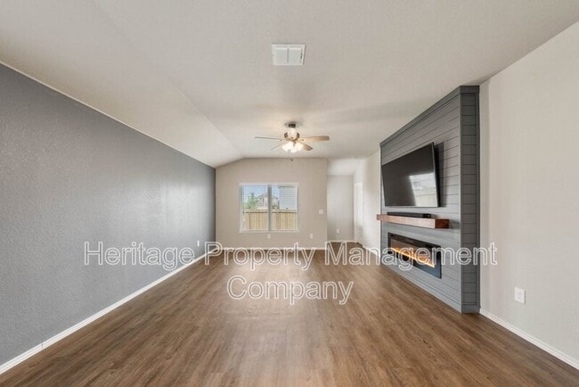 Building Photo - 544 Havarti Wy