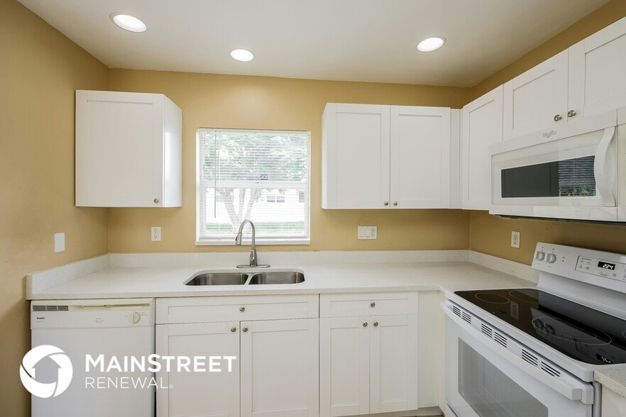 Building Photo - 1917 Kester Ave