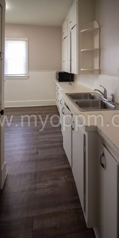 Building Photo - 1020 N 32nd St