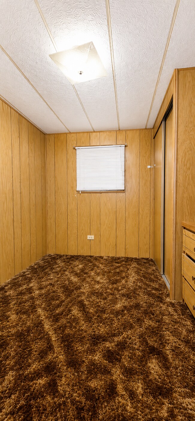 Building Photo - 355 Caloosa Ct