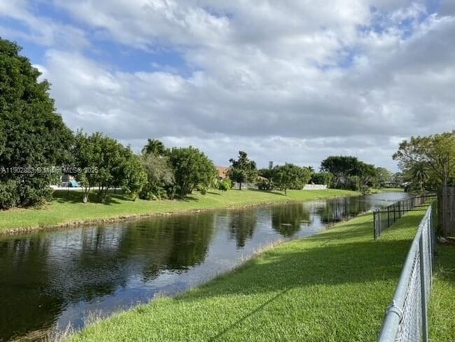 Building Photo - 13647 Barberry Drive, Wellington, FL 33414