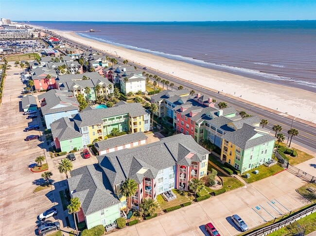 Building Photo - 7000 Seawall Blvd