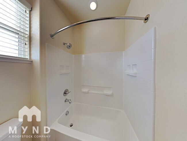 Building Photo - 2497 Ben Ali Wy