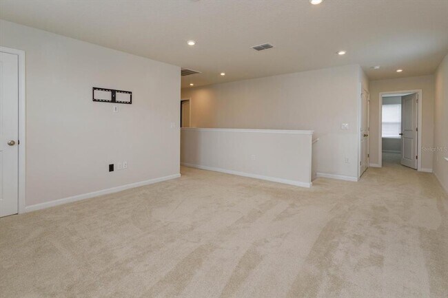 Building Photo - 1171 Cascade Dr