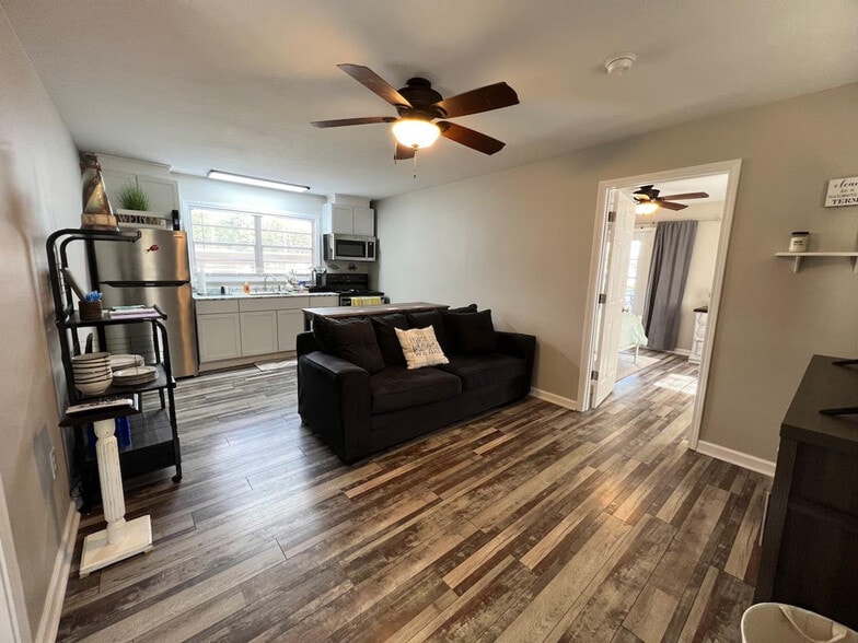 Building Photo - 3213 Willis St