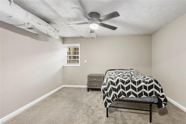 Building Photo - 1246 Elgin Way