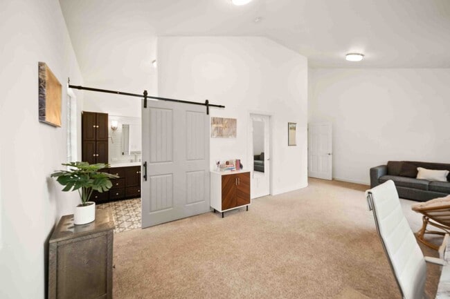 Building Photo - Exquisite Lookout Mountain Estate – Where ...