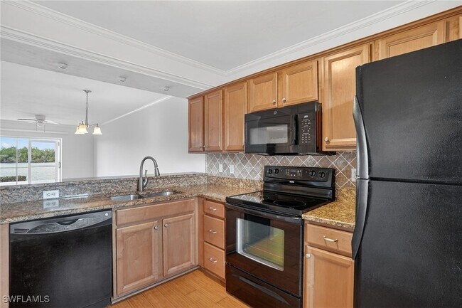 Building Photo - 1165 Mainsail Dr