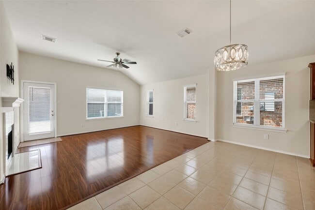 Building Photo - 9830 Lynette Falls Dr